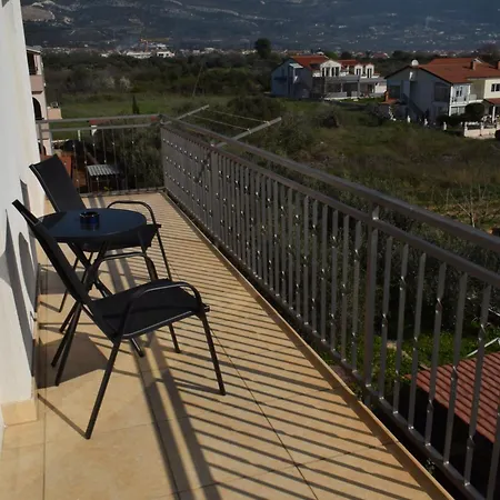 Calypso Apartament *
